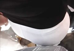 Inglese Milf Danielle immerge il dito nella sua dolce figa porno gratis amatoriale italiano